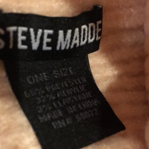 Steve Madden Woolen Knit Cap Peach and Pearl Accents NWT OSFM - Picture 6 of 11